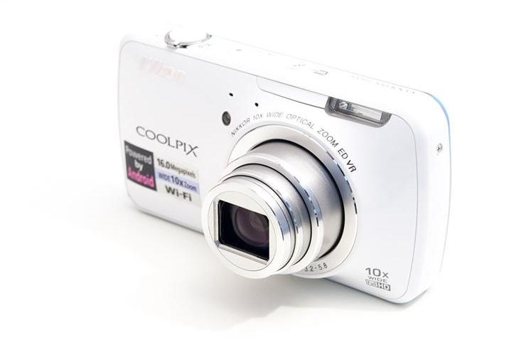 Nikon Coolpix S800C (4).jpg